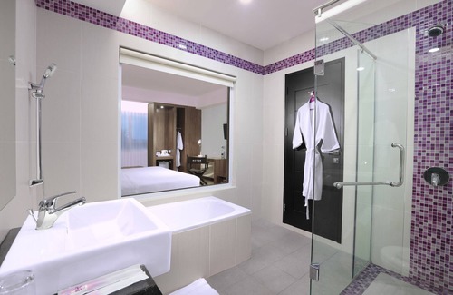 Tanjung Uncang Hotel | Discover OS Style Hotel Batam: A 4-Star Family Getaway
