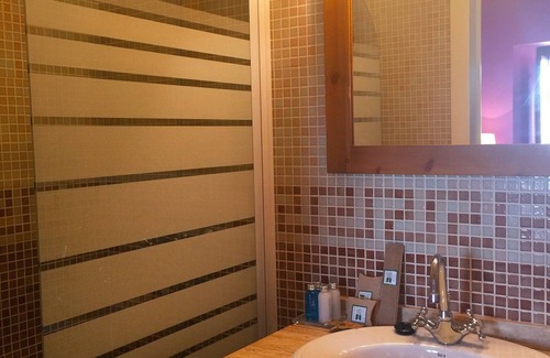 Foz House | Discover Os Tres Teixos: Spa Haven with Perfect Reviews