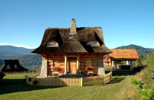 Zawoja Ski Chalet | Discover Osada Beskidzka: Family-Friendly with Hot Tub
