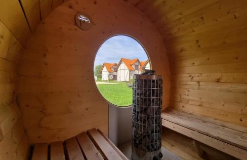 Zarnowska Cabin | Pet-Friendly Osada Słowińska with Oceanfront Views