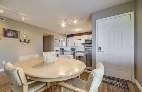 Osage Beach Apartment | Relaxing Osage Beach Condo with Private Deck & Lake Views