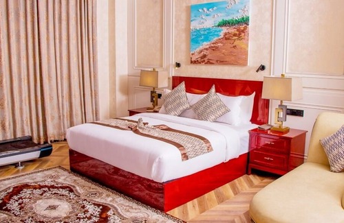Port Harcourt Hotel | Osborn La Palm Royal Resort: Family-Friendly Getaway