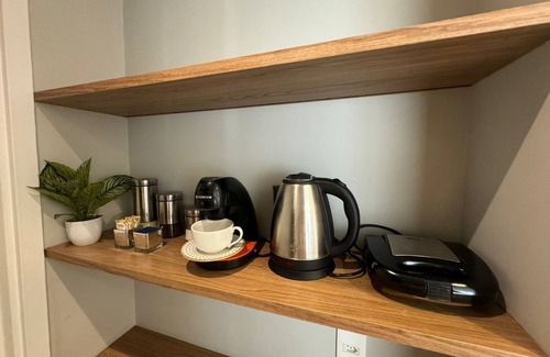 Cerqueira Cesar Apartment | OSCAR FREIRE, LARGE, BRIGHT, COMPLETE APARTMENT, SUBWAY NEXT DOOR.