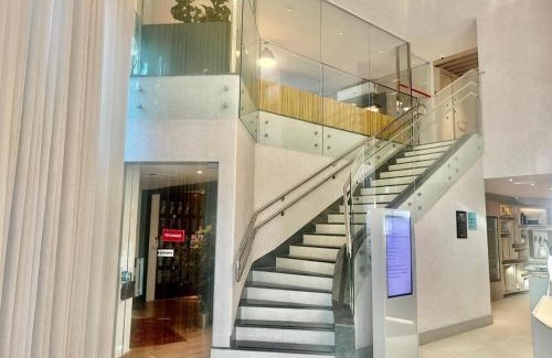 Cerqueira Cesar Apartment | Experience OSCAR FREIRE INNSiDE JARDINS with Pool & Ocean Views