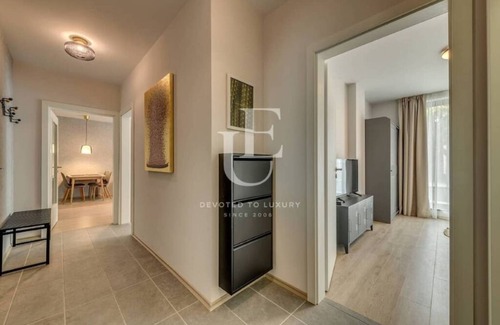 rajon Vrabnitsa Apartment | Modern Oslo Apartment with Convenient Parking for Families