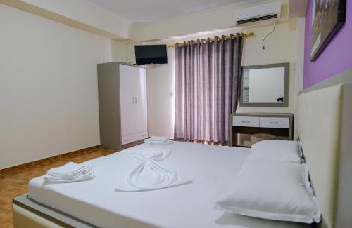 Sarande House | Family-Friendly Osmani Rooms in Beautiful Sarande