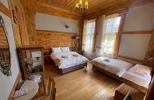 Ilkadım Hotel | Osmanlı Paşa Otel: Family-Friendly Stay with Hot Tub