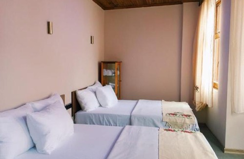 Ilkadım Hotel | Osmanlı Paşa Otel: Family-Friendly Stay with Hot Tub