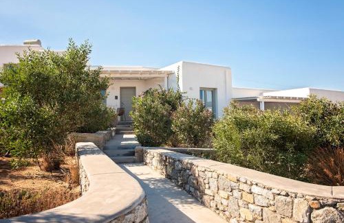 Ornos Apartment | Oceanfront Osom Resort: Family-Friendly with a 9.2 Rating