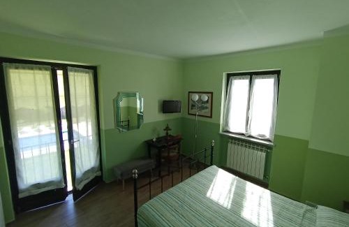 Piozzo Bed & Breakfast | Ospitidelpero: Guest Rated 9/10 with Oceanfront Amenities