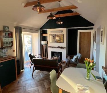 Forres House | Pet-Friendly Retreat at Osprey Hide - 4-Star Comfort Awaits