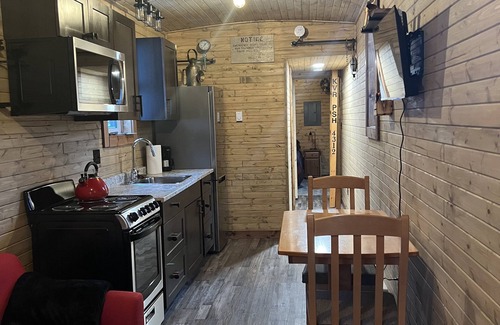 Okanagan-Similkameen Cabin | Family-Friendly Osprey Lake Caboose by Kettle Valley Railway