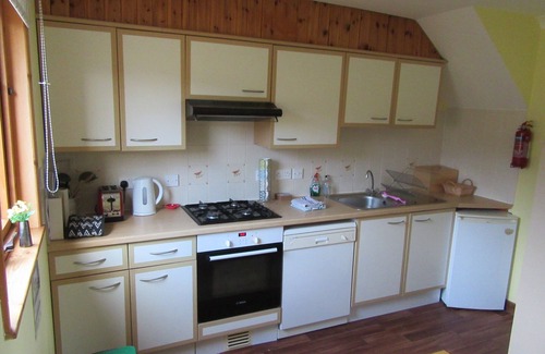 Fortrose Cottage | Top-Rated Osprey Longhouse Cottages with Family Amenities