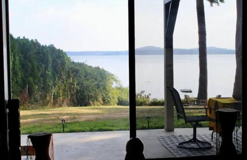 Mill Bay Apartment | Osprey's Return Oceanfront Suite: Family-Friendly Escape