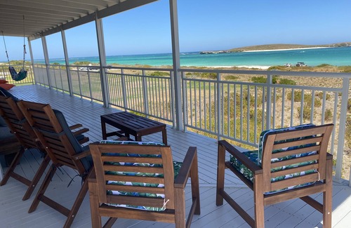 Lancelin House | Osprey's View - Breathtaking Scenery with Family-Friendly Amenities
