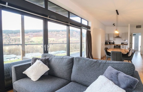 Aberfeldy Cottage | Family-Friendly Osprey View Lodge with Hot Tub in Aberfeldy