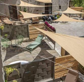 Bomerano Apartment | Oceanfront Escape at OSprittHouse - Rated 9.1/10!