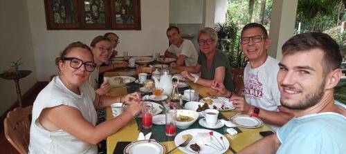 Anuradhapura Villa | Cozy Ossa Home Stay: Pet & Child Friendly Getaway