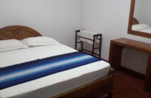 Anuradhapura House | Ossa Home Stay: Family-Friendly Retreat with Breakfast Included