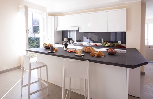Tremezzina House | Ossuccio Grande "C": Private Home with Pool & Garden Retreat