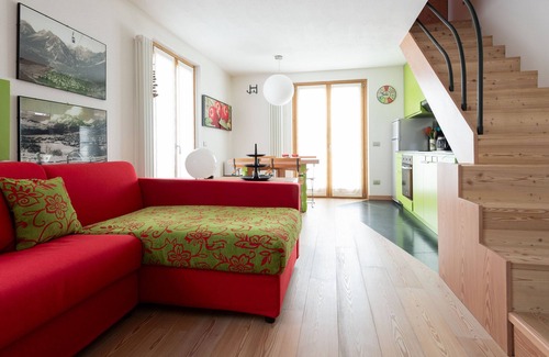 Santa Lucia Apartment | Family-Friendly Osteglio 15 Apartment with Kitchen & Breakfast