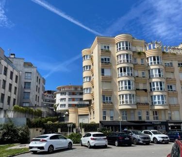 Castro Urdiales Apartment | Beach View Apartment at Ostende - Rated 9.2/10, Pet Friendly