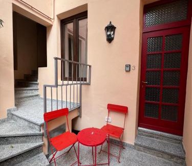 Brusimpiano Bed & Breakfast | Pet-Friendly OSTERIA al CANTONACCIO ROOMS - Rated 10/10
