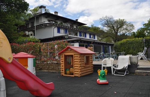 Gignese Bed & Breakfast | Discover Comfort at Osteria delle 3V - Pet Friendly Stay