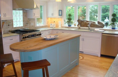 Osterville House | Idyllic Osterville Cape Cod Home Steps from North Bay