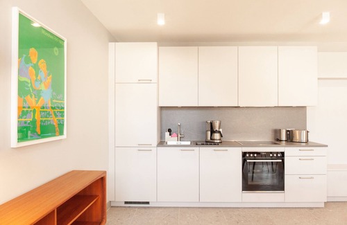 Ahlbeck Apartment | Oceanfront Escape: Kaiser Karl Design Apartments Awaits
