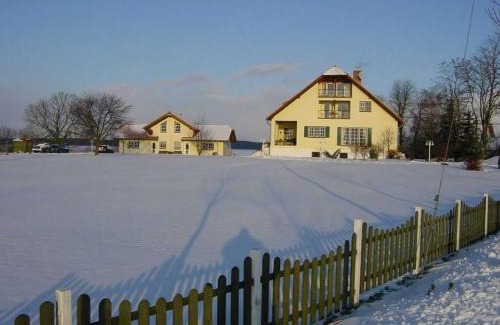 Usedom Apartment | Discover Ostklüne 12: Oceanfront Escape with Hot Tub
