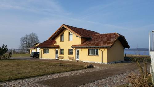 Usedom Apartment | Discover Ostklüne 12: Oceanfront Escape with Hot Tub