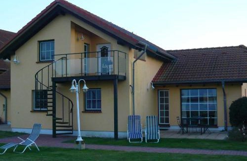Usedom Apartment | Discover Ostklüne 12: Oceanfront Escape with Hot Tub