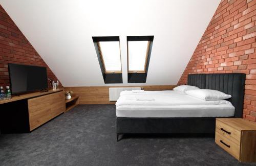 Kalwaria Zebrzydowska Bed & Breakfast | Ostoja Garden: Guest Rated 9.3, Family-Friendly Amenities