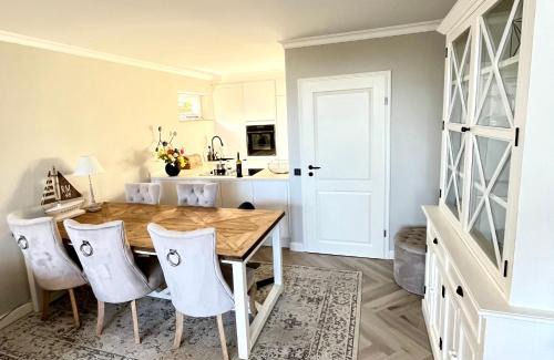 Groemitz Apartment | Ostsee Küstenliebe Grömitz: Pet-Friendly Oceanfront Escape