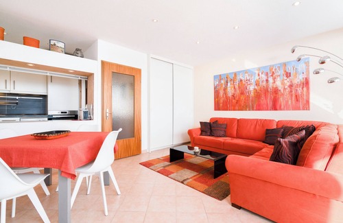 Sierksdorf Apartment | Ostseefan: Perfect Location for Oceanfront Lovers