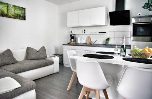Monkebude House | Family-Friendly Ostseeferienhaus with Pool & Pet Amenities