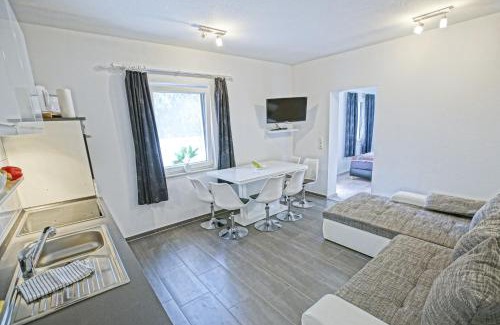 Monkebude House | Family-Friendly Ostseeferienhaus with Pool & Pet Amenities