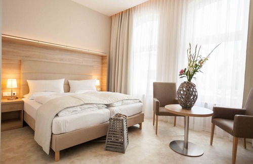 Warnemuende Hotel | Ostseehotel Warnemünde: Guest Rated 8.8 with Spa & Dining
