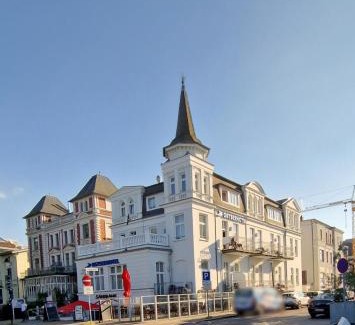 Warnemuende Hotel | Relax at Ostseehotel Warnemünde with Oceanfront Spa Retreat