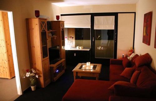 Holm House | Ostseeliebe: Family-Friendly Holiday Residence with Kitchen