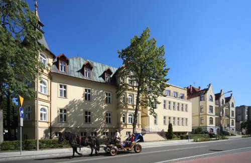 Swinoujscie Resort | Pet-Friendly OSW Świnoujście with Oceanfront Views