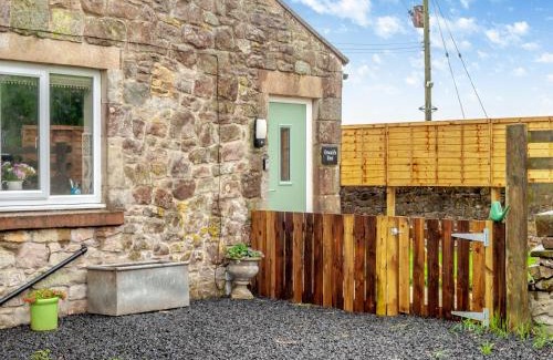 Cwm Frwd Oer House | Pet-Friendly Oswalds Rest with a Stellar 9.7/10 Rating