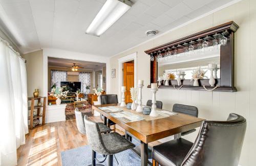 Oswego Apartment | Cozy Oswego Apartment: Steps from Lake Ontario and Parks!