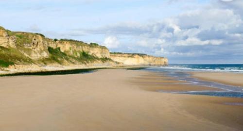 Russy Bed & Breakfast | Oceanfront Bliss at OSY Normandy with High Guest Ratings
