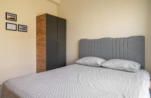 Mahmutbey Apartment | Experience Comfort at VM26: Pet-Friendly Residence with Pool