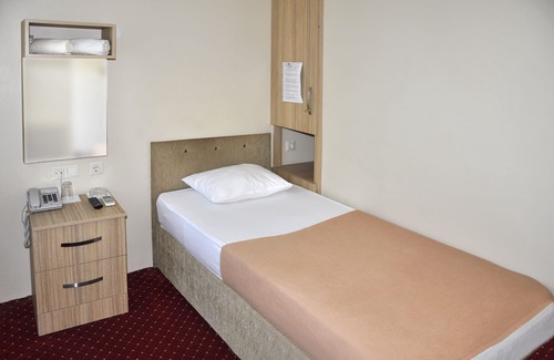 Izmit Hotel | Cozy Stay at Otel Sinal with Breakfast & Child-Friendly Amenities