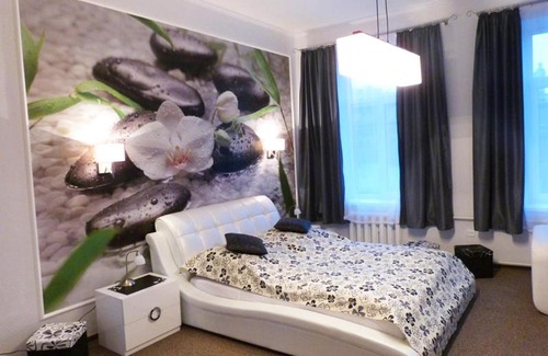 Chernyakhovsk Hotel | Pet-Friendly Haven at Otel U Medvedya with Breakfast Included