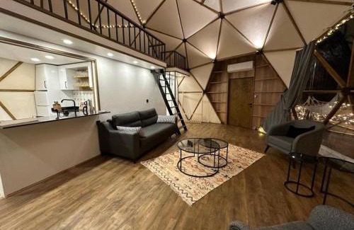 Erdemli Villa | OtelOX Sinap Özel Havuz ve Jakuzili Glamping