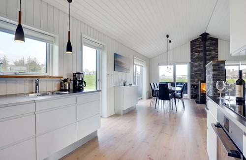 Nørre Lyngby House | Relax at Øthbiorn: Oceanfront Getaway with Spa & Kitchen